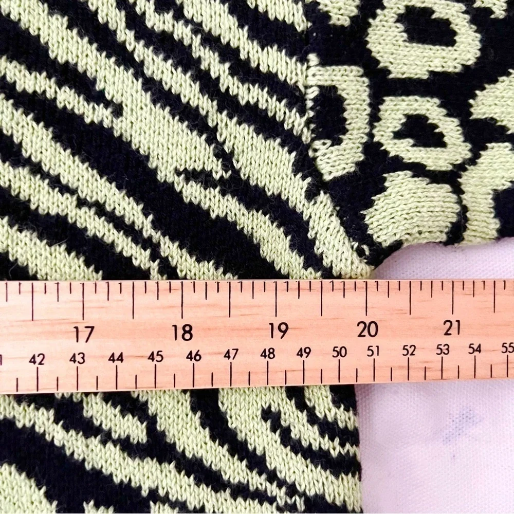 ZARA Chunky Mod Turtleneck Sweater – Leopard Zebra Print, Chartreuse, Size M - Picture 16 of 16